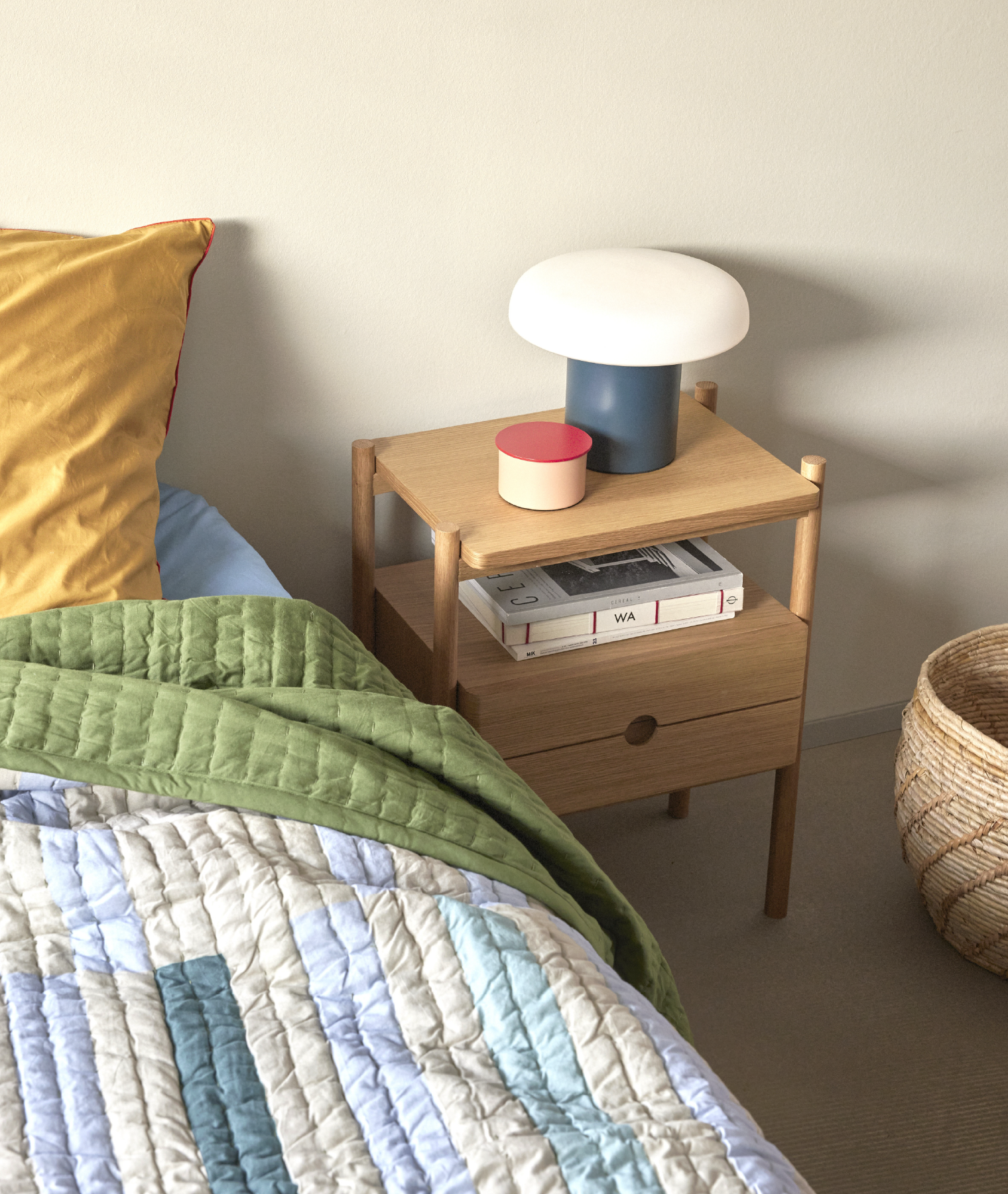 Table de nuit Appeal chêne clair - Hübsch | Manoir Plume