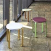Tabouret Smile - bordeaux/vert - Hübsch | Manoir Plume