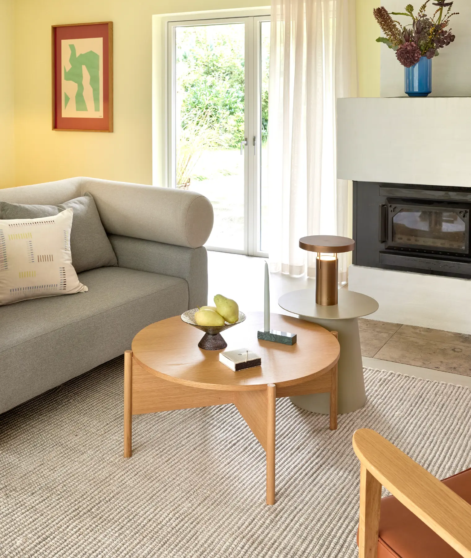 Table d'appoint Pillar - sable - Hübsch | Manoir Plume