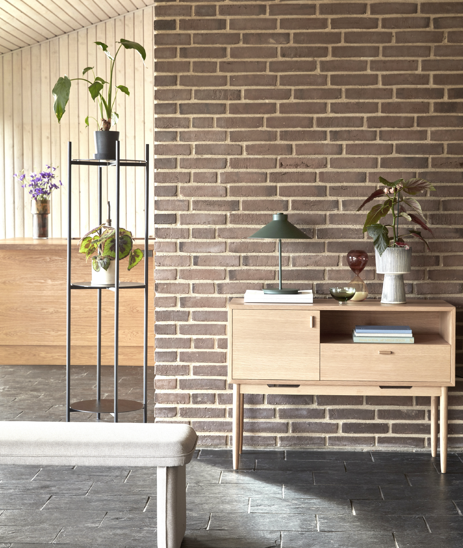 Étagère cylindre Norm - noir - Hübsch | Manoir Plume