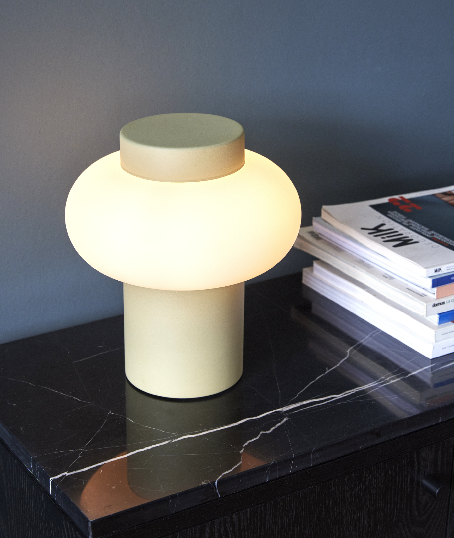 Lampe à poser Camp - beige - Hübsch | Manoir Plume