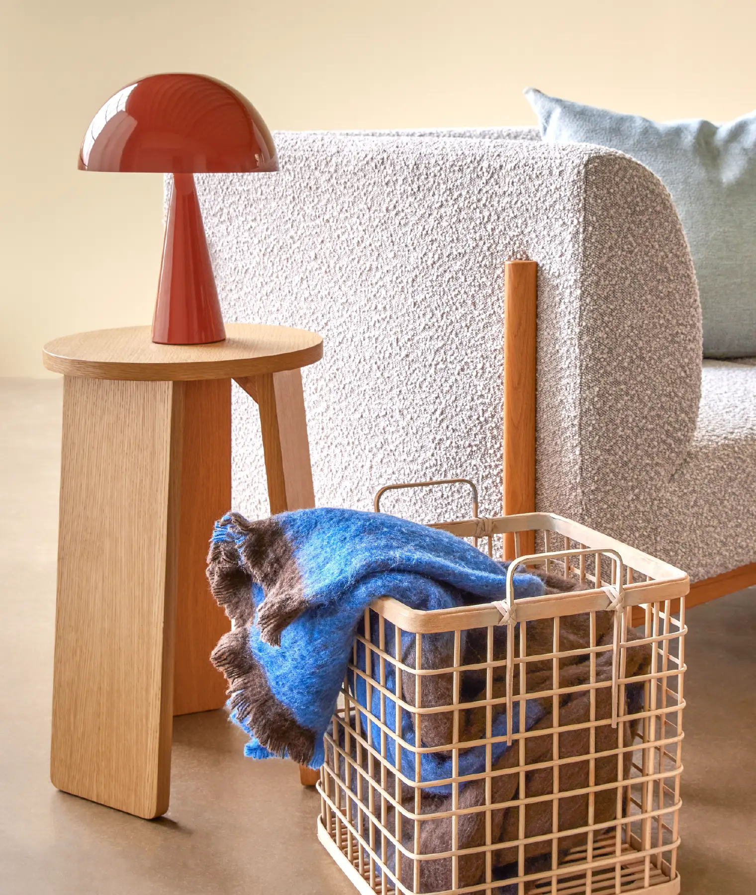 Mini lampe à poser Mush - rouge - Hübsch | Manoir Plume