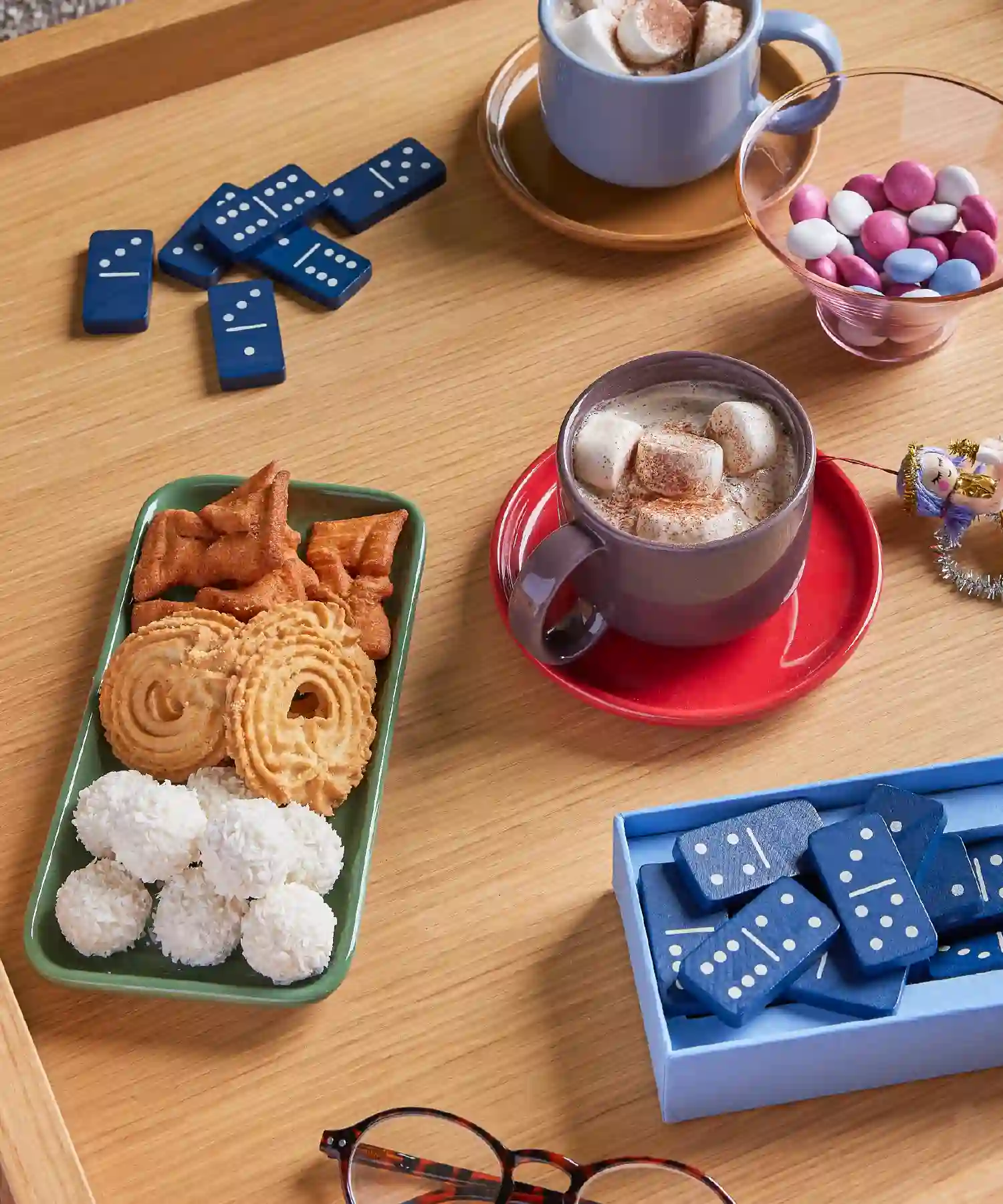 Set de 2 plateaux Amare - sable/vert - Hübsch | Manoir Plume