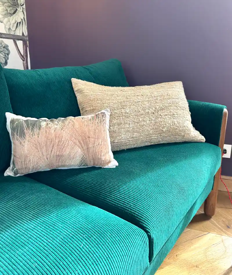 Canapé 2 places Helsinki Corduroy - vert - Toiles de Mayenne | Manoir Plume