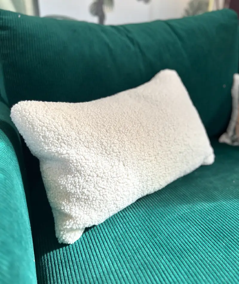 Canapé 2 places Helsinki Corduroy - vert - Toiles de Mayenne | Manoir Plume