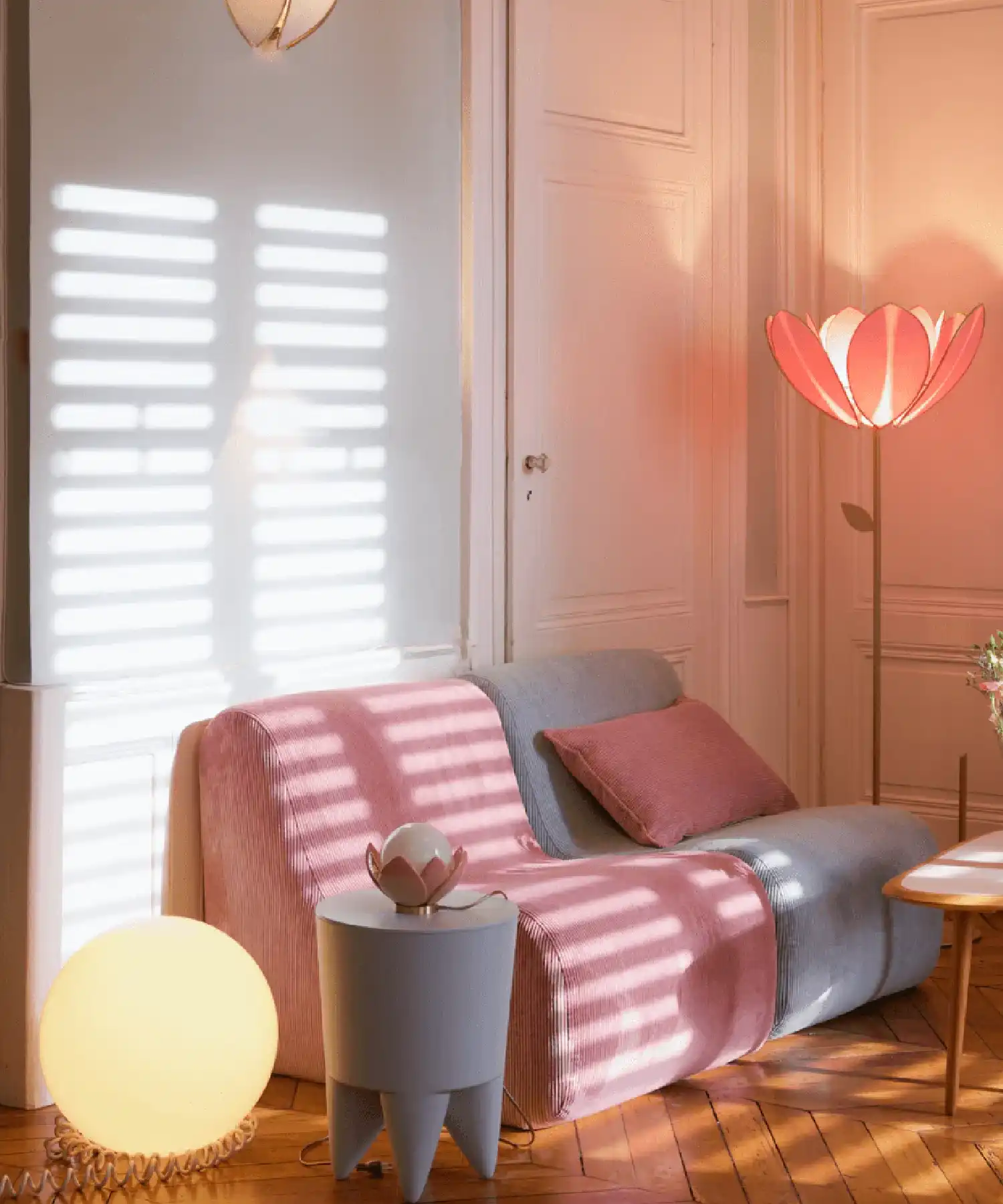 Chauffeuse Pop en velours côtelé - bleu ciel - Maison Jeudi | Manoir Plume