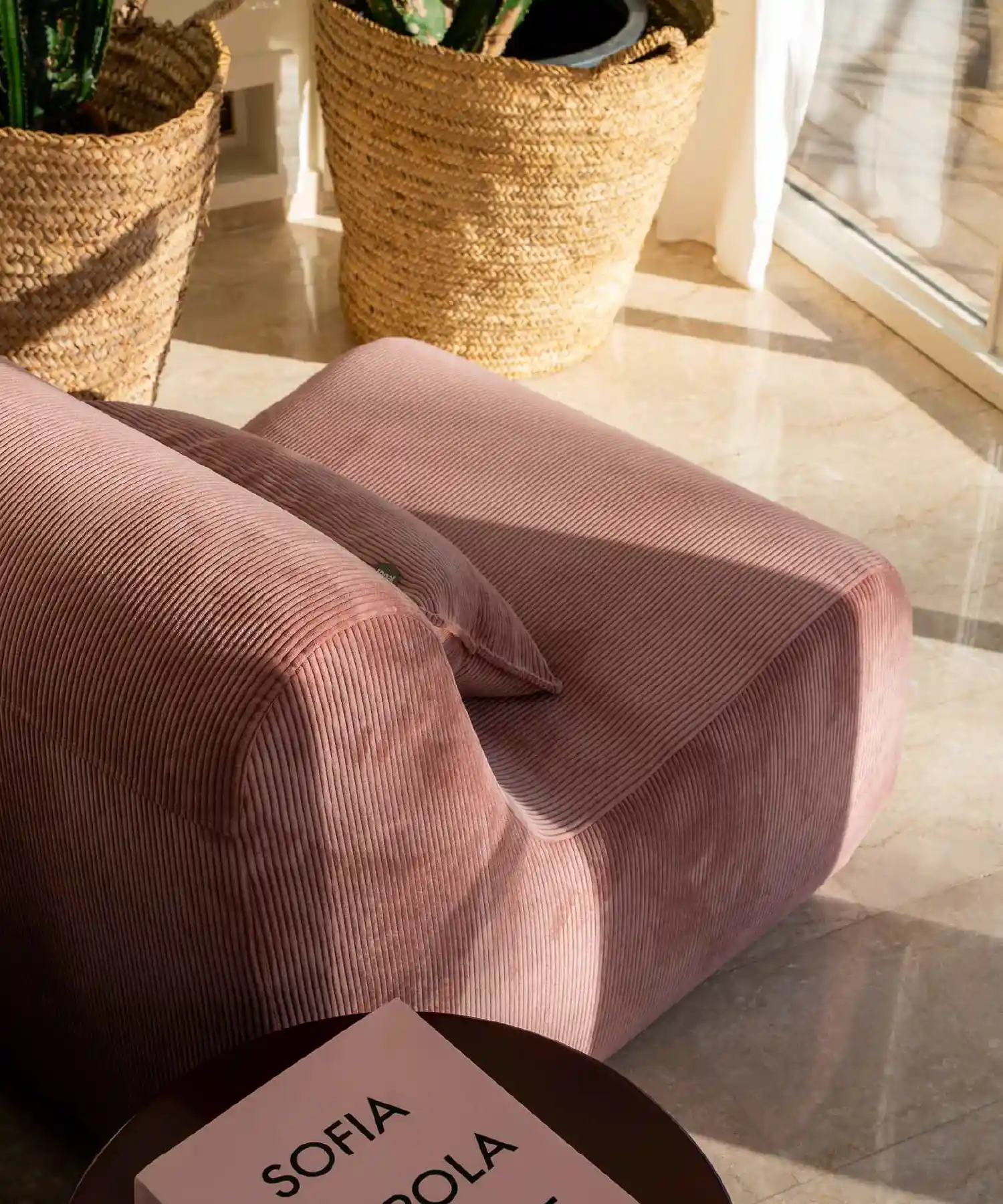 Housse de chauffeuse Pop en velours côtelé - rose - Maison Jeudi | Manoir Plume