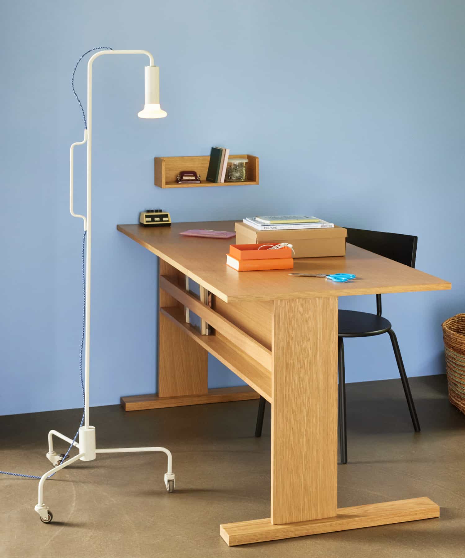 Lampadaire Ido - gris clair - Hübsch | Manoir Plume