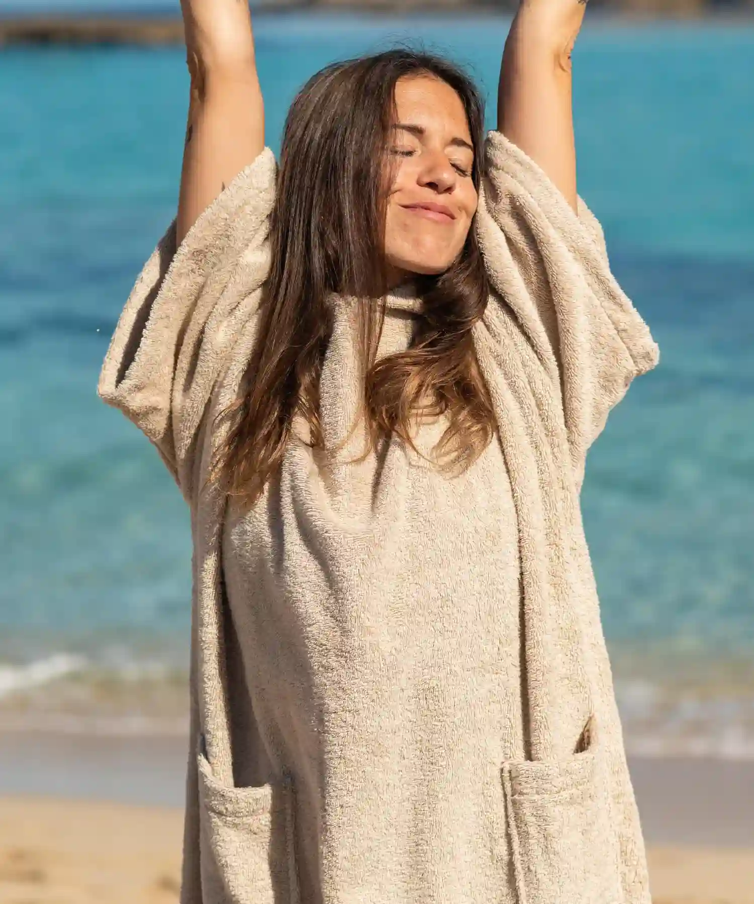 Poncho en coton bio - sable - Atelier Dune | Manoir Plume