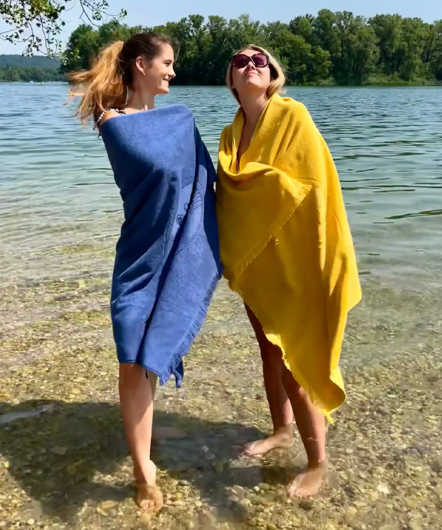 Serviette de plage en coton bio double-face - curry - Atelier Dune | Manoir Plume