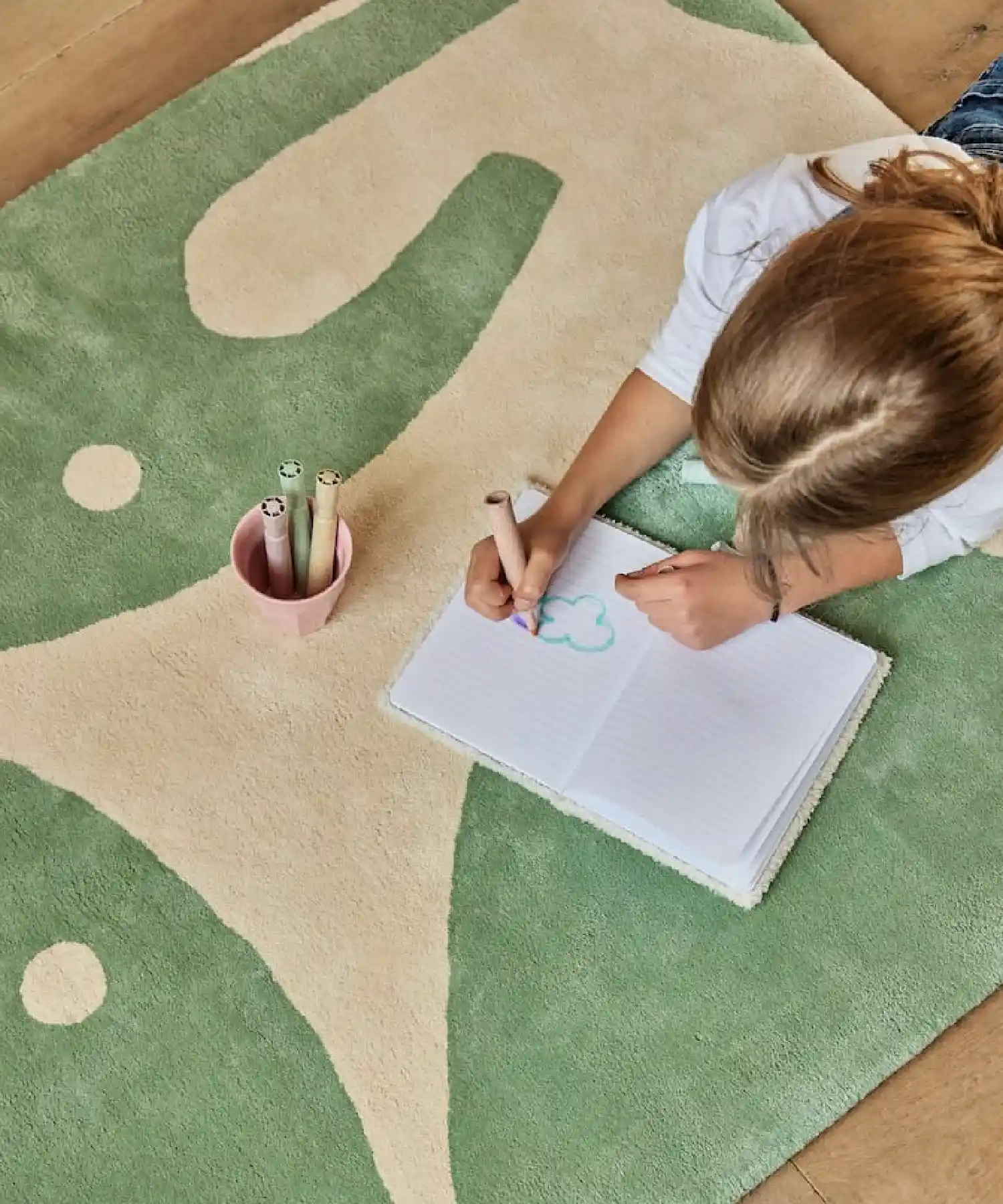 Tapis enfant en coton bio Éléphant - vert - Bleuu Studio | Manoir Plume