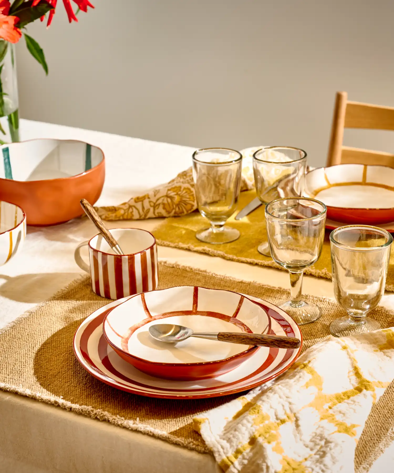 Assiette plate en porcelaine Mykonos - rouille - Pomax | Manoir Plume