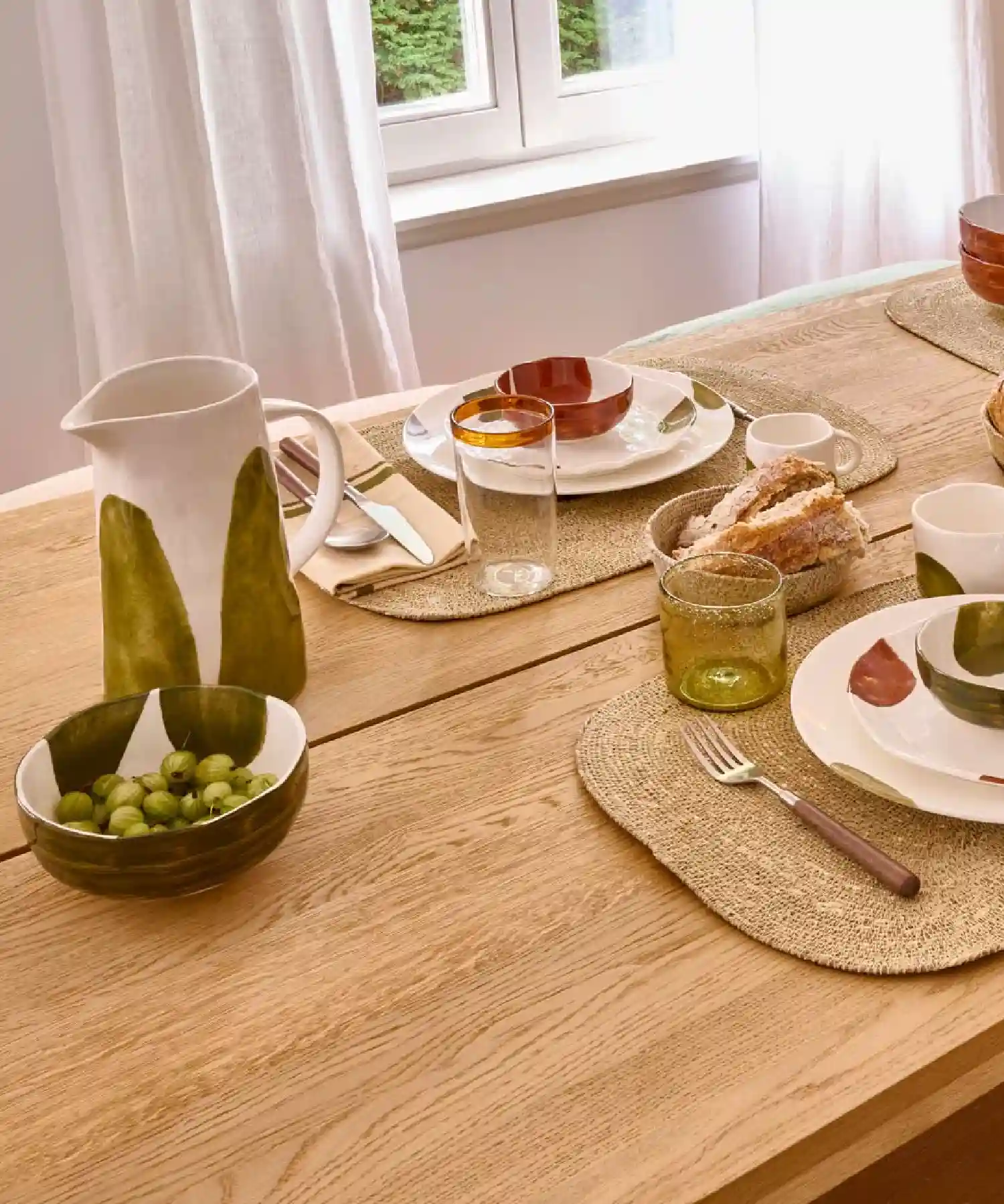 Pichet Labo en porcelaine - vert - Pomax | Manoir Plume