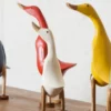 Petit canard décoratif en bois - Mahe Homeware | Manoir Plume Petit canard décoratif en bois - Mahe Homeware | Manoir Plume