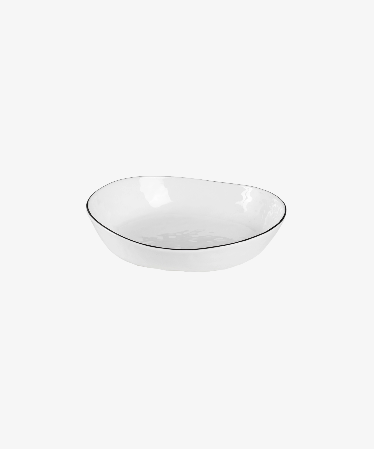 Assiette creuse en porcelaine émaillée Salt 18,2 x 20 x 4 cm - blanc - Broste Copenhagen | Manoir Plume