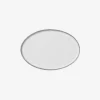 Plat à service ovale en porcelaine émaillée Salt 26,5 x 38,5 cm - blanc - Broste Copenhagen | Manoir Plume Plat à service ovale en porcelaine émaillée Salt 26,5 x 38,5 cm - blanc - Broste Copenhagen | Manoir Plume