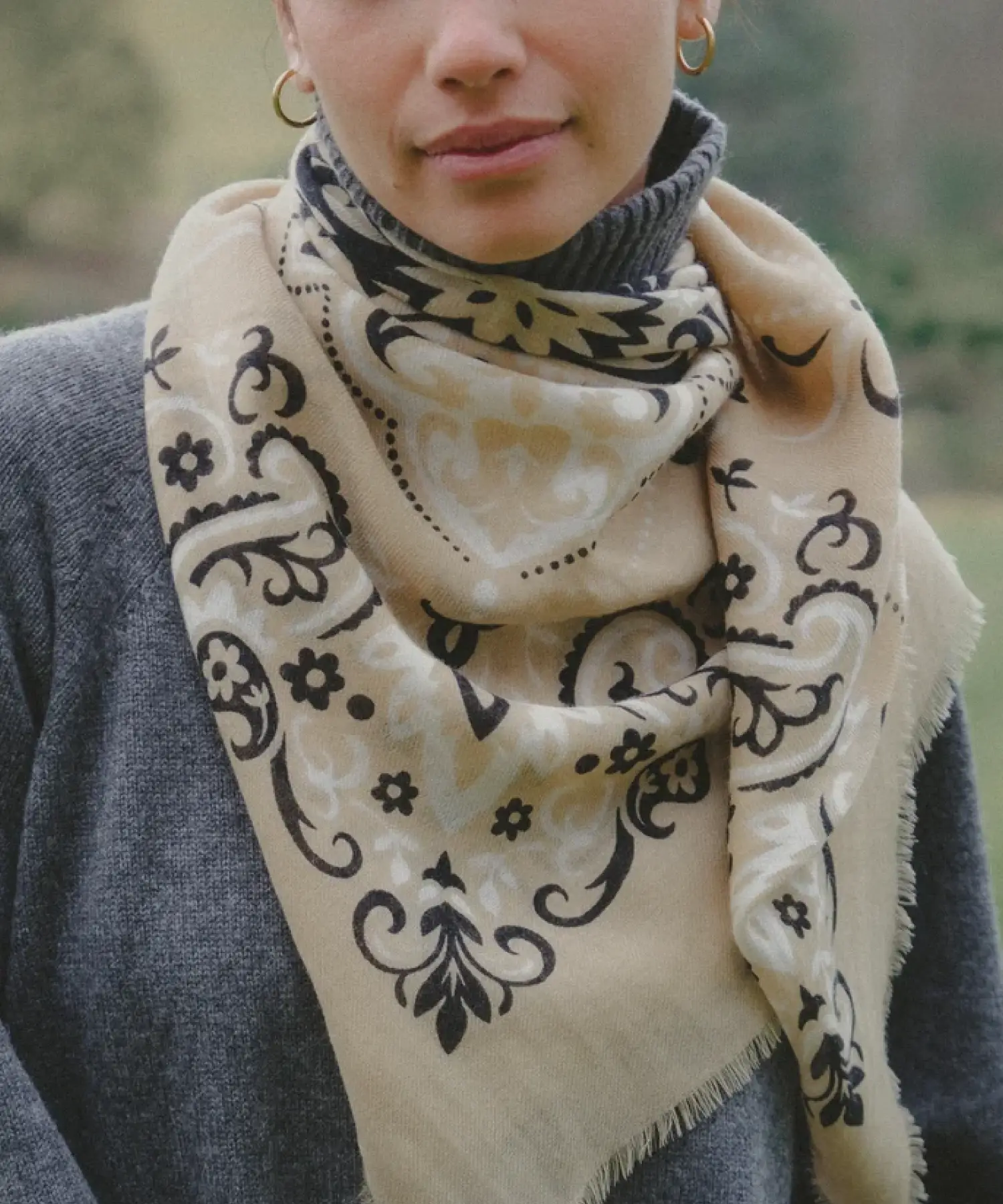 Foulard en laine et soie Bandana - beige - Maison Lecomte Flament | Manoir Plume