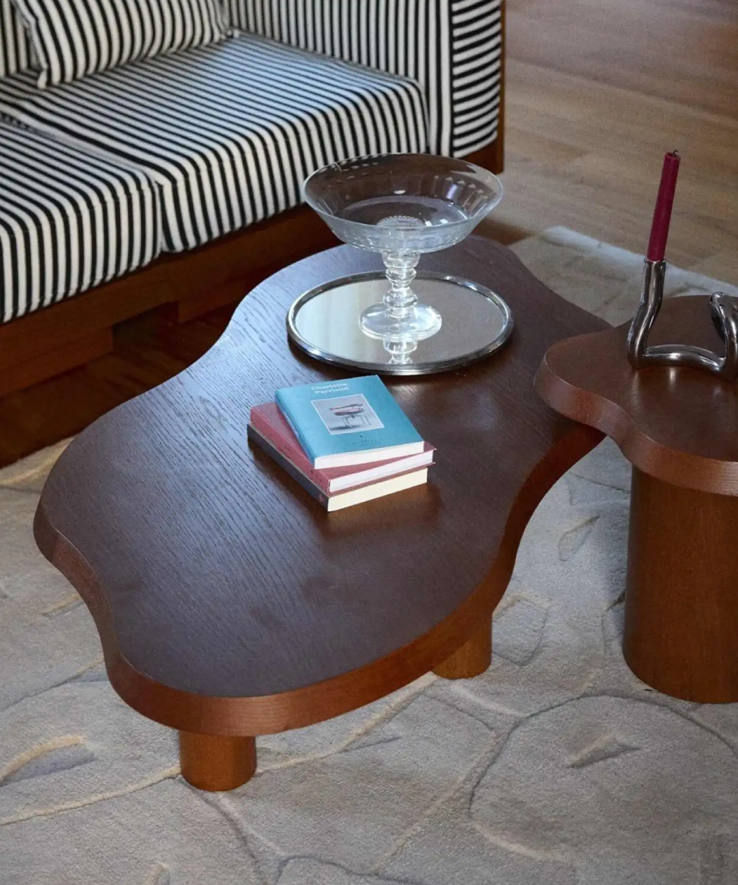 Table basse en placage de chêne et frêne Jeanne - marron foncé - Gabrielle Paris | Manoir Plume