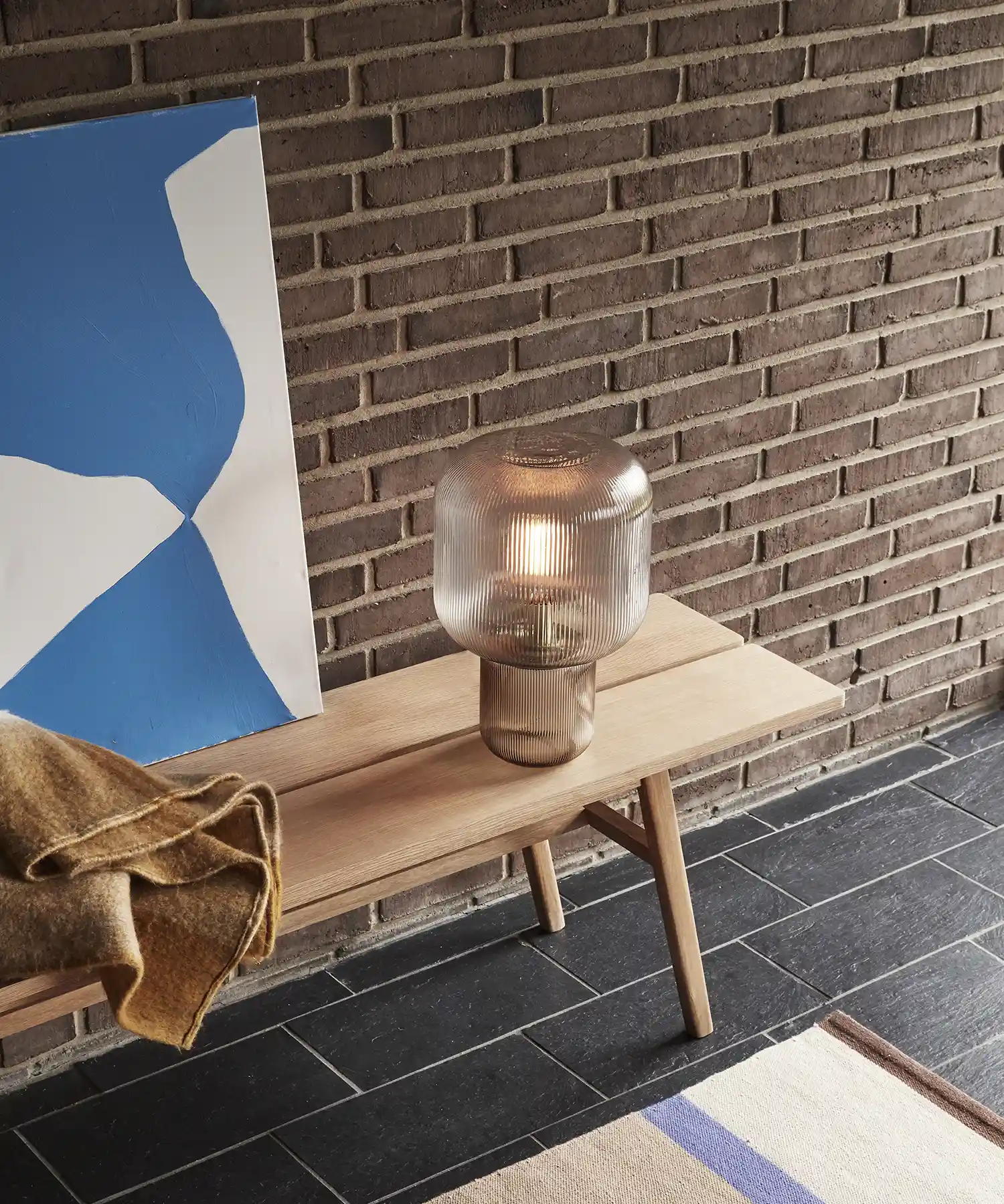 Lampe à poser en verre Pirum - marron - Hübsch | Manoir Plume