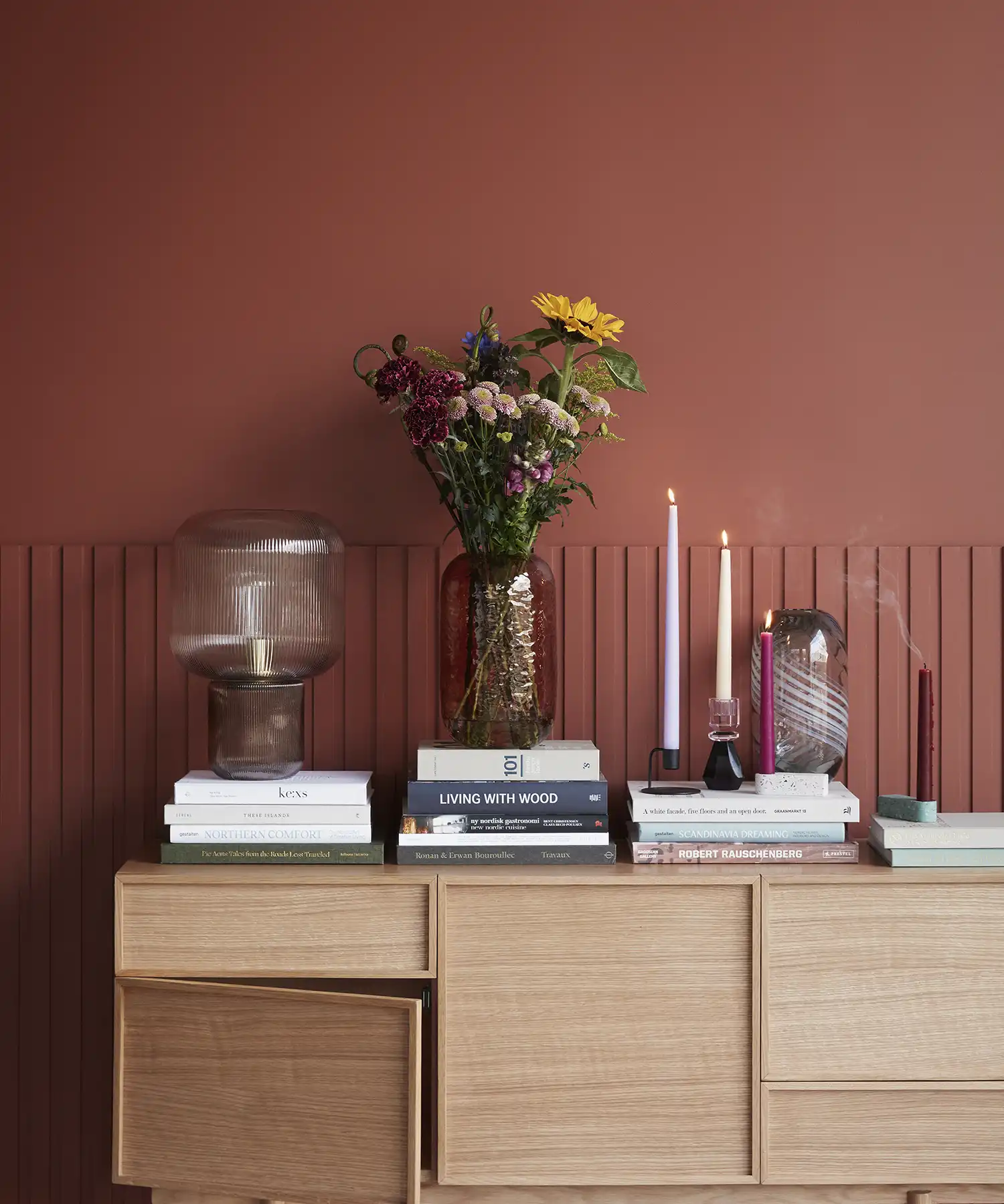 Lampe à poser en verre Pirum - marron - Hübsch | Manoir Plume